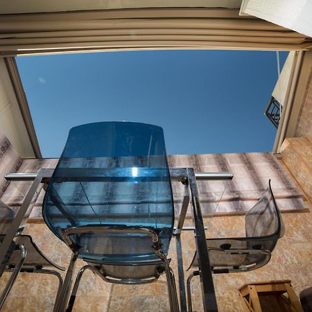 Cosy Apartment With Terrace Near Metro Station Атина Екстериор снимка